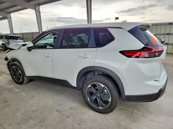 5N1BT3BB9RC690516 2024 NISSAN ROGUE - Image 2