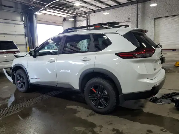 5N1BT3BB9SC773367 2025 NISSAN ROGUE - Image 2