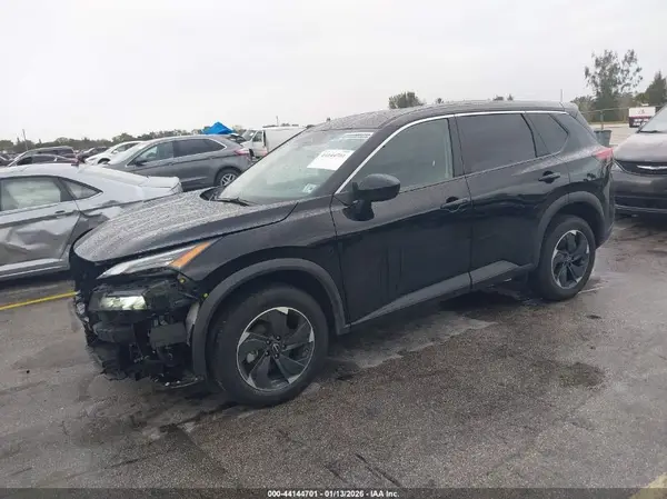 5N1BT3BB9SC808358 2025 NISSAN ROGUE - Image 2