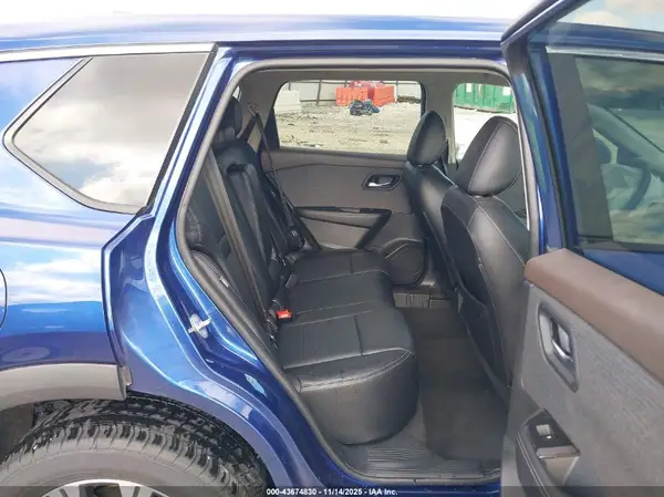 5N1BT3BBXNC702277 2022 NISSAN ROGUE - Image 8