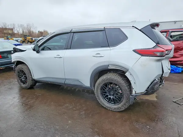 5N1BT3BBXNC722593 2022 NISSAN ROGUE - Image 2