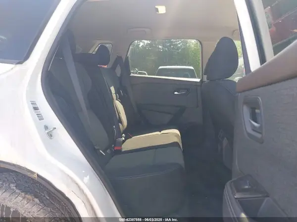 5N1BT3BBXPC685869 2023 NISSAN ROGUE - Image 8