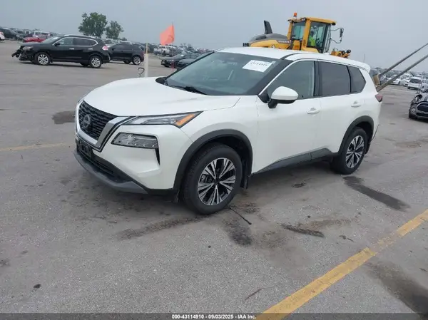 5N1BT3BBXPC815679 2023 NISSAN ROGUE - Image 2
