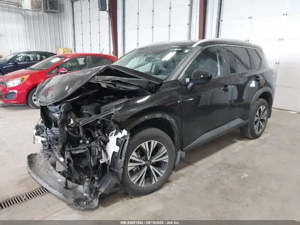 5N1BT3BBXPC862565 2023 NISSAN ROGUE - Image 2