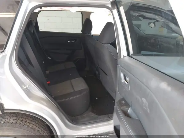 5N1BT3BBXRC677600 2024 NISSAN ROGUE - Image 8