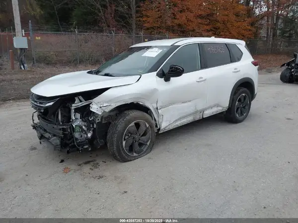 5N1BT3BBXRC686636 2024 NISSAN ROGUE - Image 2