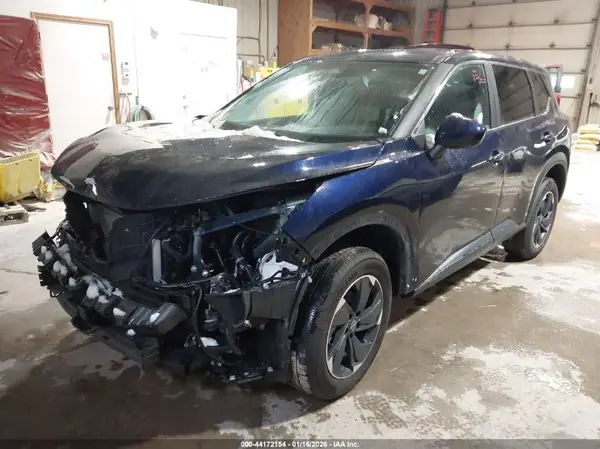 5N1BT3BBXRC693859 2024 NISSAN ROGUE - Image 2
