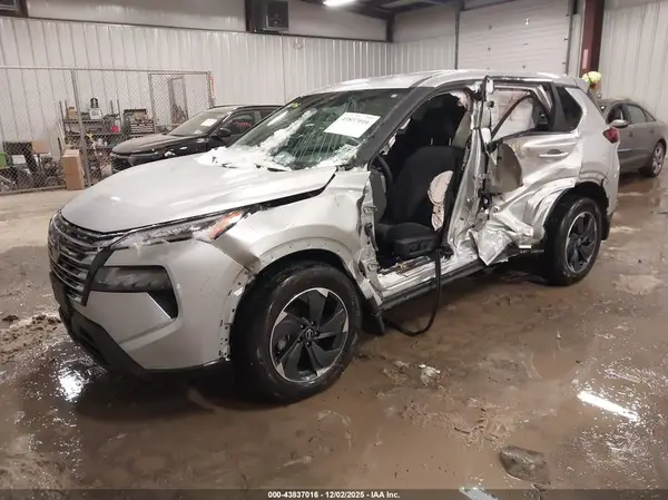 5N1BT3BBXSC670247 2025 NISSAN ROGUE - Image 2