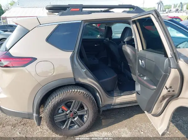 5N1BT3BBXSC805856 2025 NISSAN ROGUE - Image 8