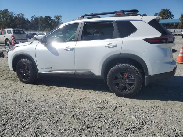 5N1BT3BBXSC848805 2025 NISSAN ROGUE - Image 2