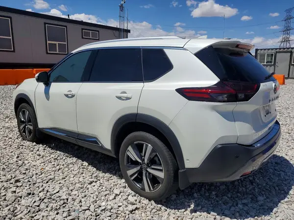 5N1BT3CA0PC829144 2023 NISSAN ROGUE - Image 2