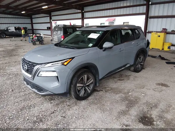 5N1BT3CA0PC927493 2023 NISSAN ROGUE - Image 2