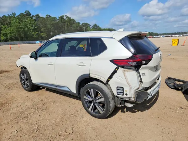 5N1BT3CA1PC929978 2023 NISSAN ROGUE - Image 2