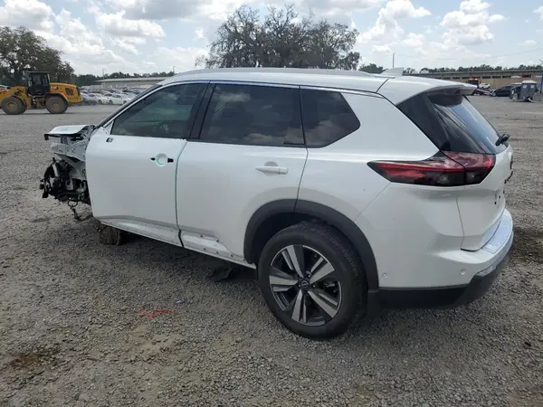 5N1BT3CA1RC722512 2024 NISSAN ROGUE - Image 2