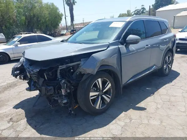 5N1BT3CA2NC703638 2022 NISSAN ROGUE - Image 2