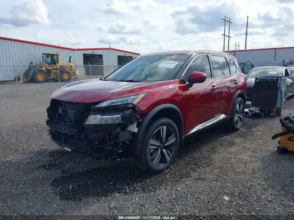 5N1BT3CA2PC876630 2023 NISSAN ROGUE - Image 2