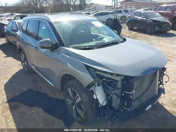5N1BT3CA2PC884923 2023 NISSAN ROGUE - Image 1