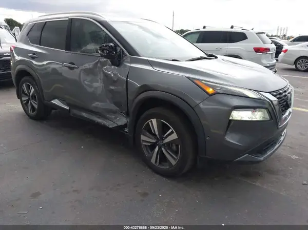 5N1BT3CA3PC866477 2023 NISSAN ROGUE - Image 1
