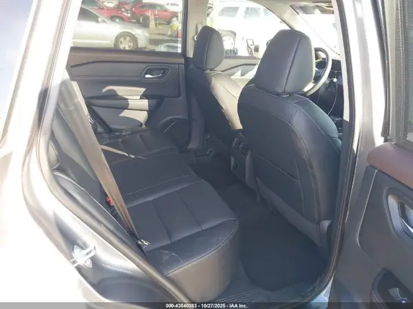 5N1BT3CA3PC875115 2023 NISSAN ROGUE - Image 8