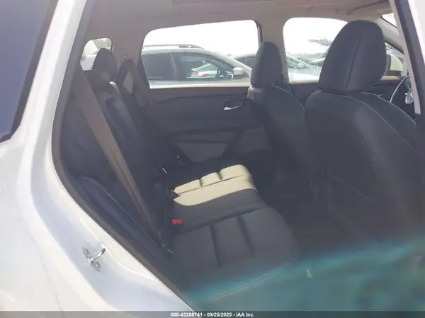 5N1BT3CA5PC943172 2023 NISSAN ROGUE - Image 8
