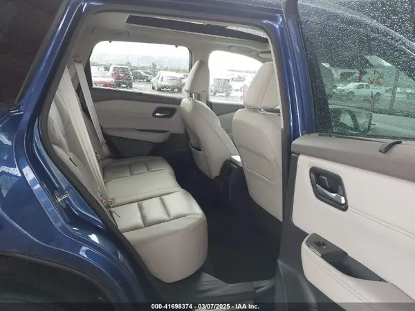 5N1BT3CA6NC701262 2022 NISSAN ROGUE - Image 8