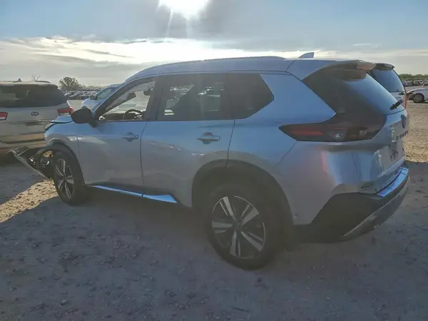 5N1BT3CA6NC714321 2022 NISSAN ROGUE - Image 2