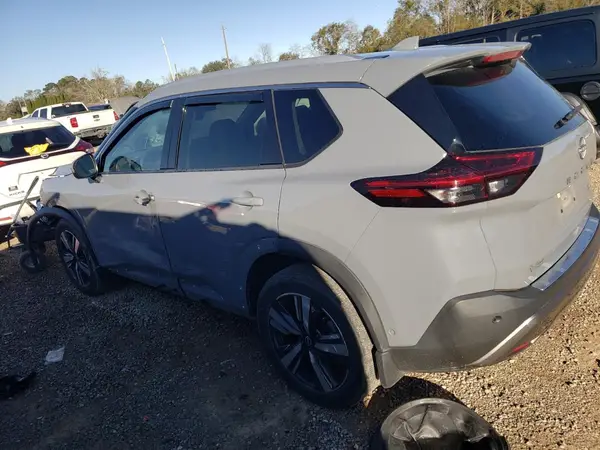 5N1BT3CA6PC673014 2023 NISSAN ROGUE - Image 2