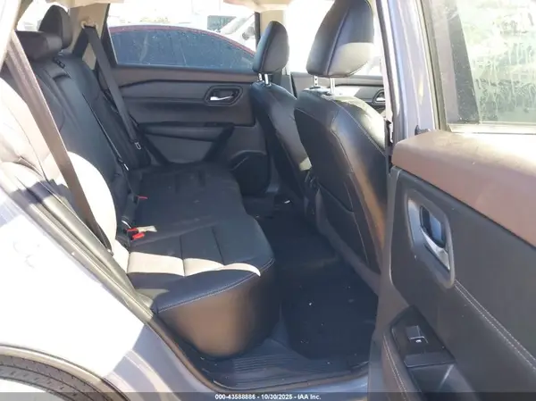 5N1BT3CA6PC826765 2023 NISSAN ROGUE - Image 8