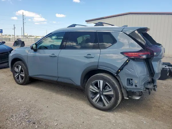 5N1BT3CA6RC717094 2024 NISSAN ROGUE - Image 2