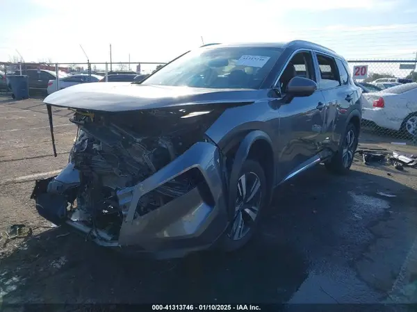 5N1BT3CA7NC702260 2022 NISSAN ROGUE - Image 2