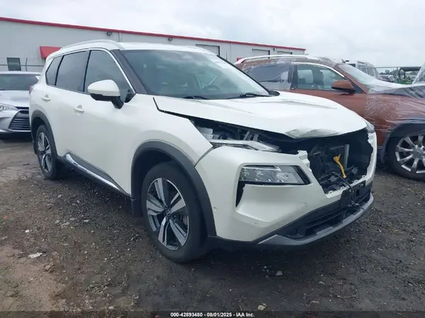5N1BT3CA7NC704672 2022 NISSAN ROGUE - Image 1