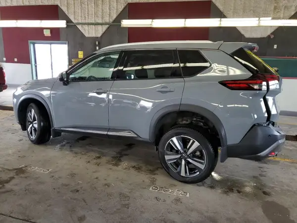 5N1BT3CA7NC718099 2022 NISSAN ROGUE - Image 2