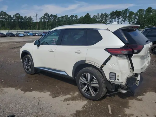 5N1BT3CA8NC687543 2022 NISSAN ROGUE - Image 2