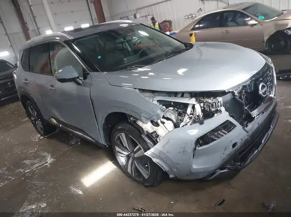5N1BT3CA8PC671166 2023 NISSAN ROGUE - Image 1