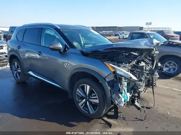5N1BT3CA8PC691224 2023 NISSAN ROGUE - Image 1