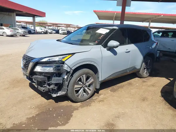 5N1BT3CA8PC925927 2023 NISSAN ROGUE - Image 2