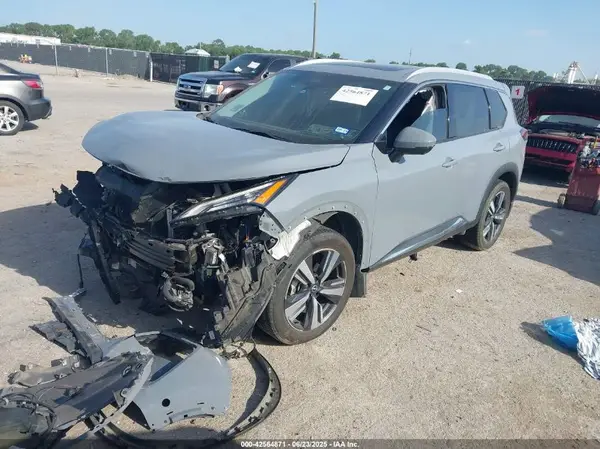 5N1BT3CA9PC673122 2023 NISSAN ROGUE - Image 2