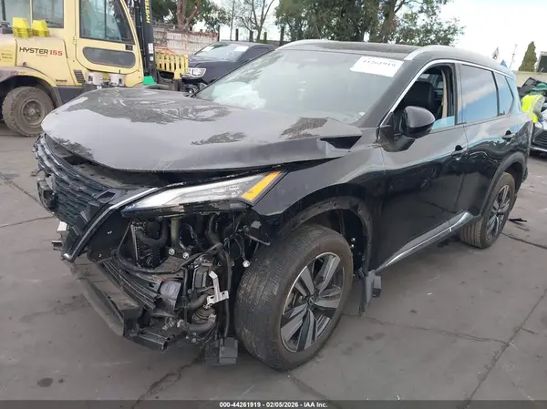 5N1BT3CA9PC833662 2023 NISSAN ROGUE - Image 2