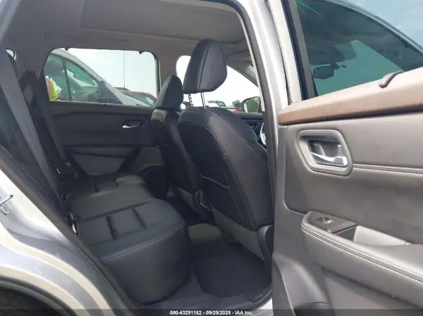 5N1BT3CAXPC683786 2023 NISSAN ROGUE - Image 8