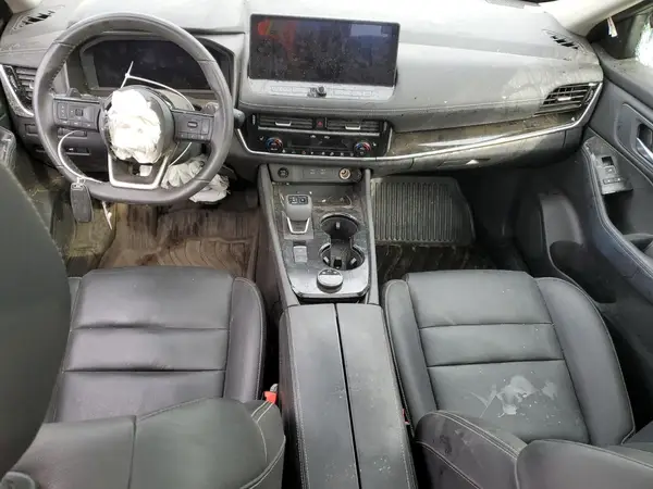 5N1BT3CB0RC680875 2024 NISSAN ROGUE - Image 8