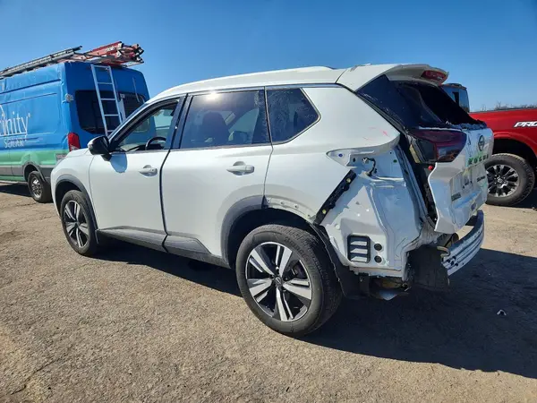 5N1BT3CB1RC710966 2024 NISSAN ROGUE - Image 2