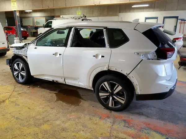 5N1BT3CB1RC731722 2024 NISSAN ROGUE - Image 2