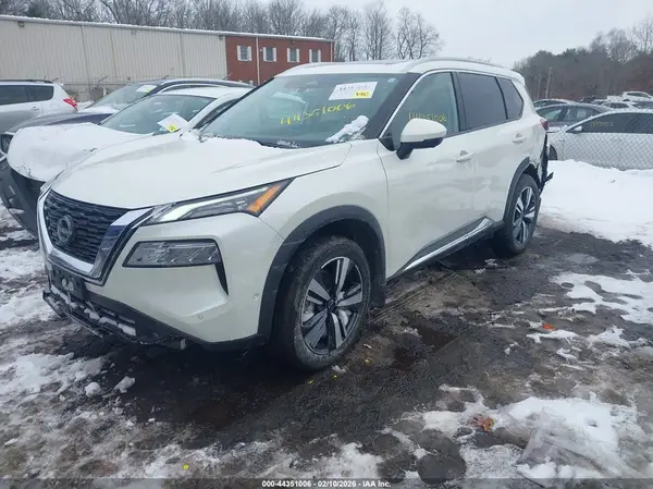 5N1BT3CB2PC748218 2023 NISSAN ROGUE - Image 2