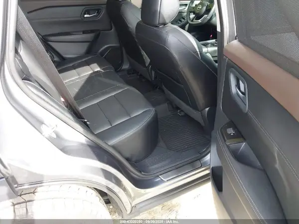 5N1BT3CB2PC763592 2023 NISSAN ROGUE - Image 8