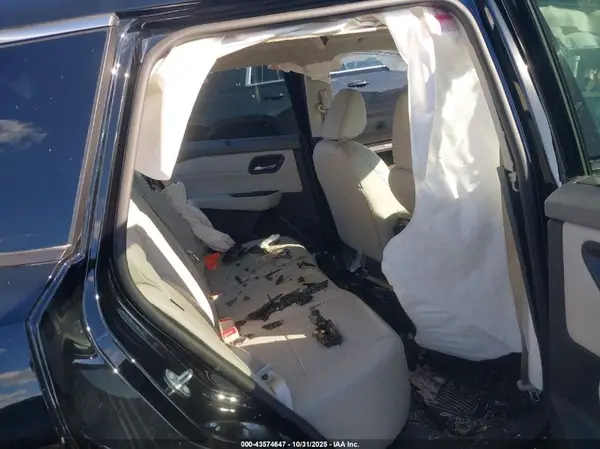 5N1BT3CB2PC833852 2023 NISSAN ROGUE - Image 8