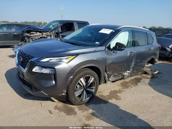 5N1BT3CB2PC914463 2023 NISSAN ROGUE - Image 2