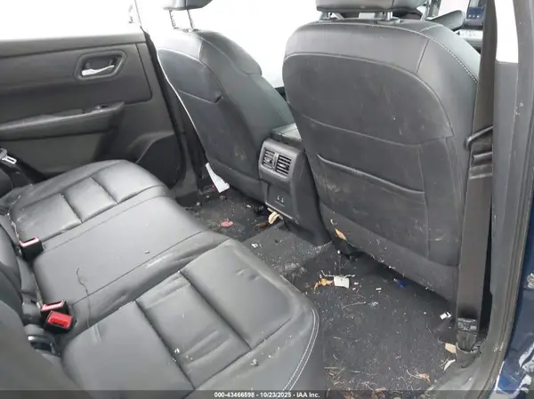5N1BT3CB2RC717926 2024 NISSAN ROGUE - Image 8