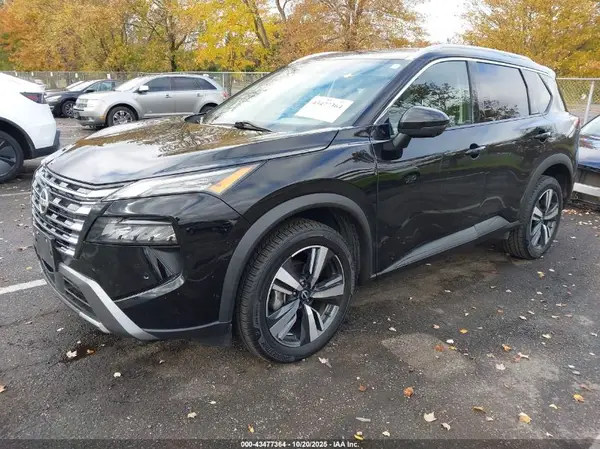5N1BT3CB2RC725542 2024 NISSAN ROGUE - Image 2