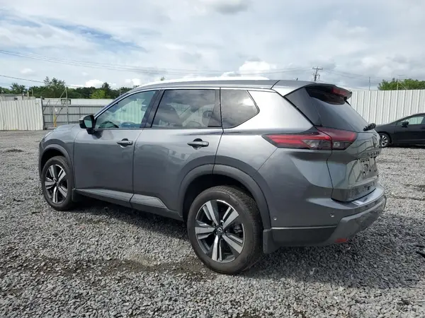 5N1BT3CB2RC749727 2024 NISSAN ROGUE - Image 2