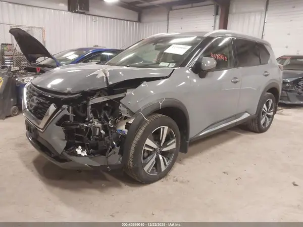 5N1BT3CB3NC693646 2022 NISSAN ROGUE - Image 2